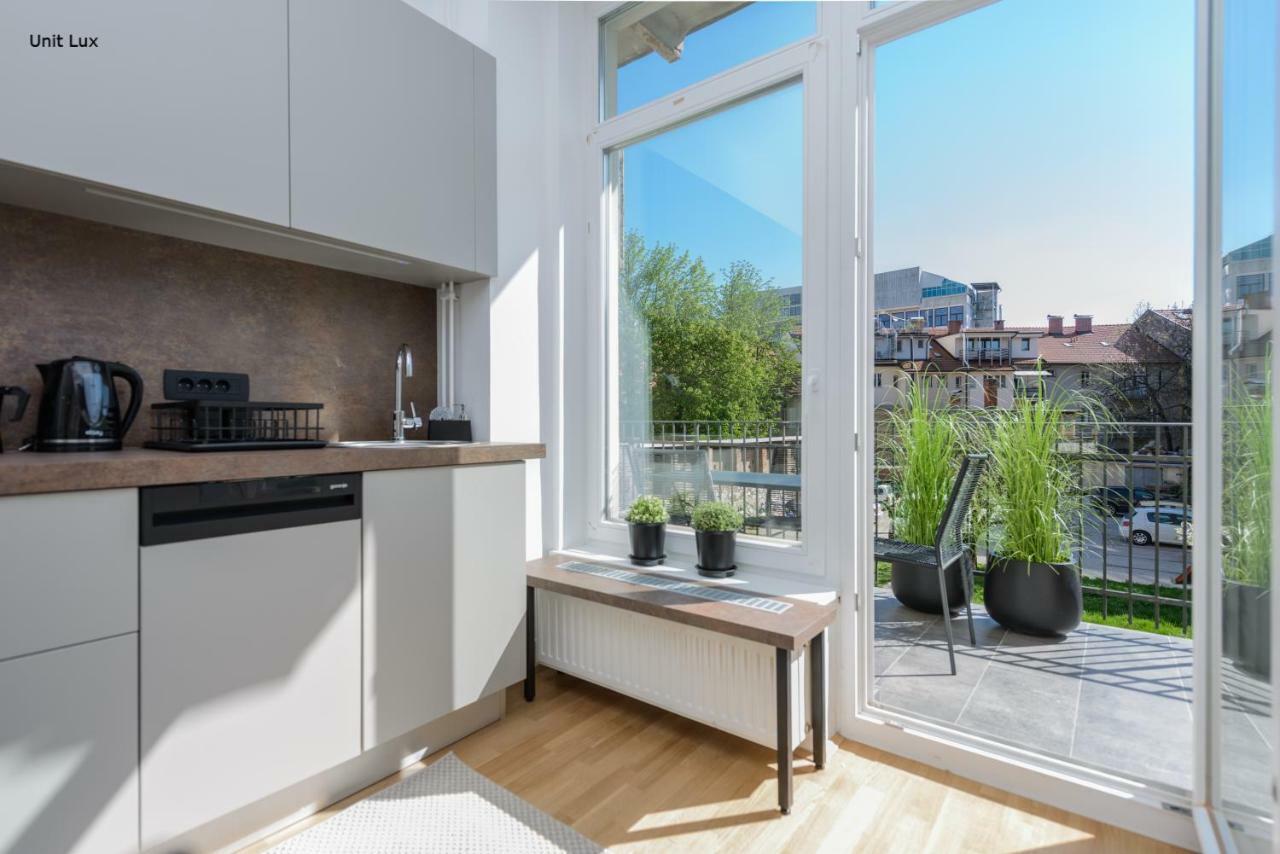 Prestige Apartments Любляна Экстерьер фото